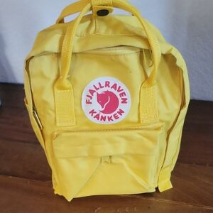 Fjallraven Kånken Bright Yellow Backpack